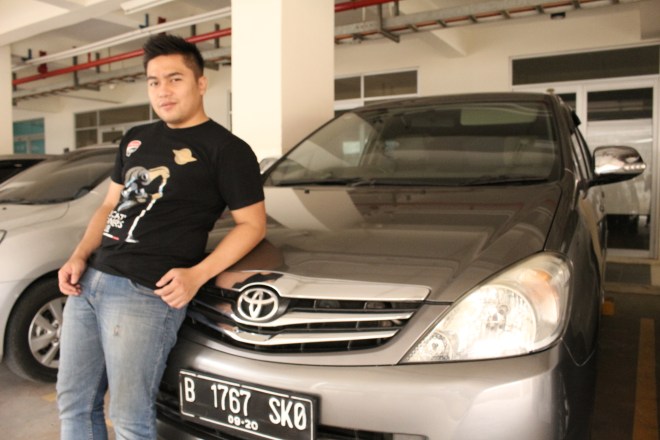 murah_meriah_sewa_mobil_alphard_wedding_car