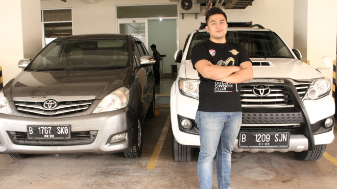 rental_mobil_alphard_vellfire_untuk_wedding_dijakarta_pusat_cempaka_putih_sawah_besar_johar_baru_senen