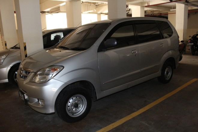 rental_mobil_queen_rent_car_jakarta_paling_murah_kualitas_terjamin