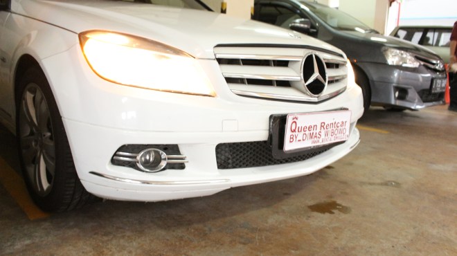 sewa_mobil_mewah_paling_murah_queen_rent_vcar_by_dimas_wibowo