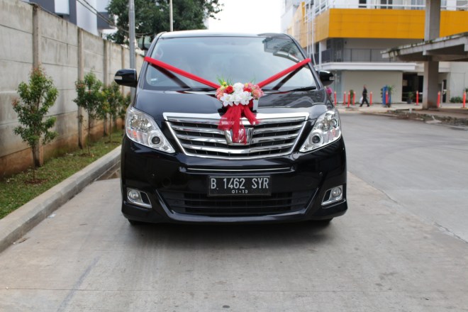 sewa_mobil_pengantin_alphard_vellfire_golden_bird_harga_terjangkau_dicibubur_kepulauan_seribu_kembangan